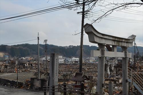 2011年4月：津波に加え火災被害も大きい（山田町）