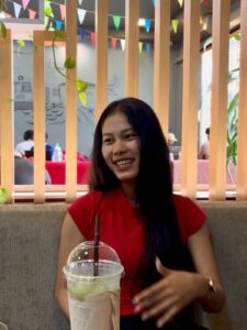 カフェでの様子